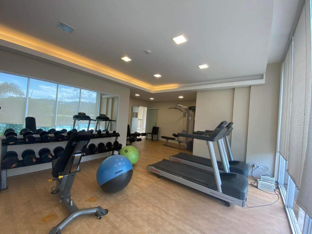 Apartment Entire 2br Unit@8 Spatial Davao